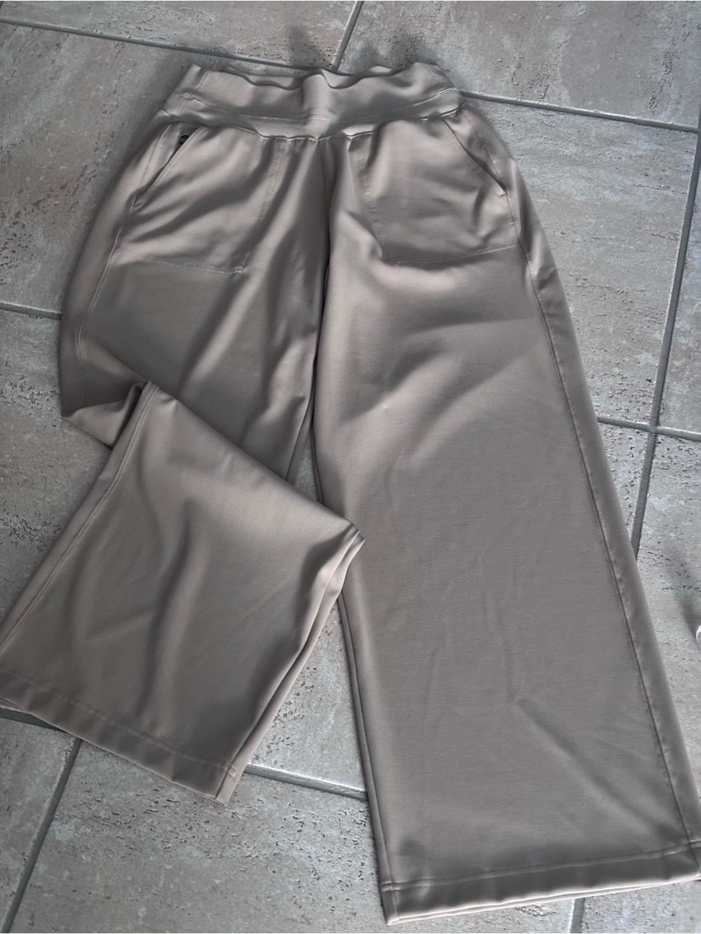 Athleta Womens Pants Venice Wide Leg High Rise Athletic Active Size Small Taupe - Picture 2 of 12